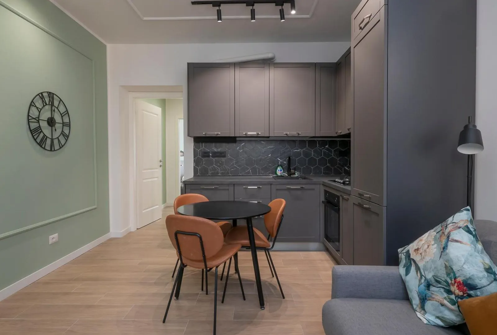 Youhosty - Modern Portello Apartment Μιλάνο 0*,