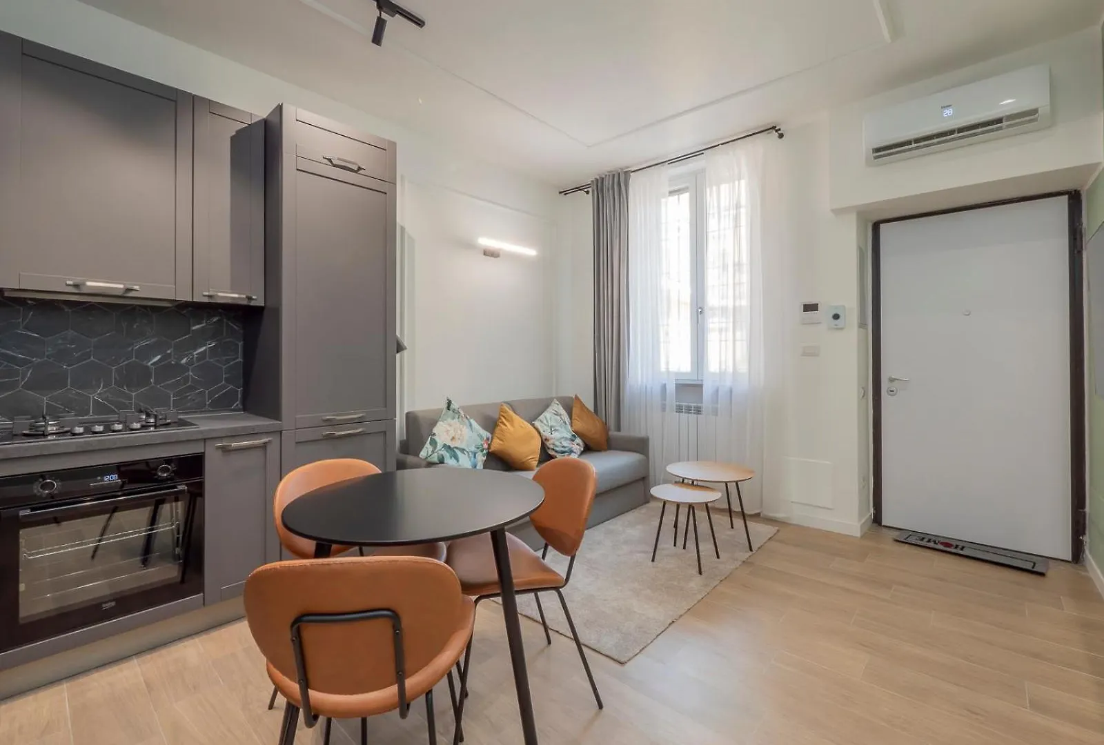Youhosty - Modern Portello Apartment Μιλάνο