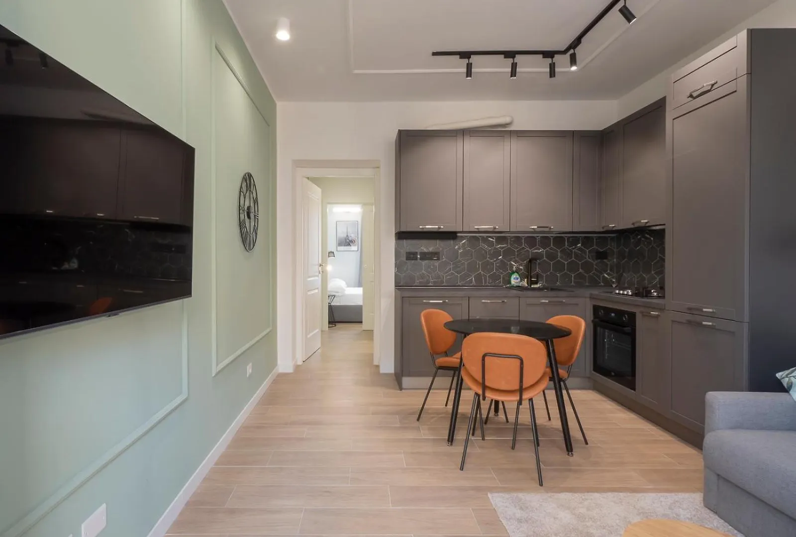 Youhosty - Modern Portello Apartment Milan